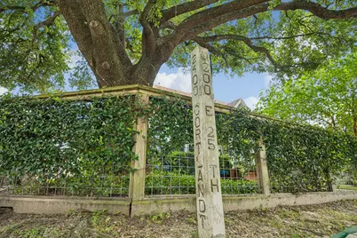 230 E 25th Street, Houston, TX 77008 - Photo 49