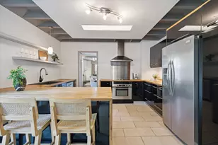 230 E 25th St, Houston, TX 77008 - Photo 15