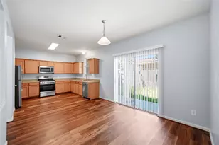 8010 Singing Sonnet Ln, Houston, TX 77072 - Photo 11