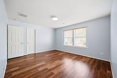 8010 Singing Sonnet Lane, Houston, TX 77072 - Photo 15