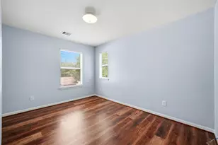 8010 Singing Sonnet Ln, Houston, TX 77072 - Photo 17