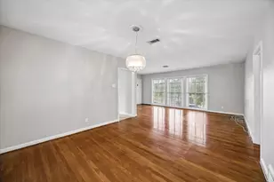 2327 Swift Blvd, Houston, TX 77030 - Photo 9