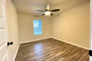 8710 Caddo Rd, Houston, TX 77078 - Photo 11