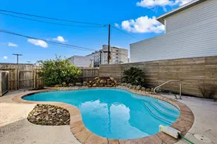 2207 Bernardo De Galvez, Galveston, TX 77550 - Photo 45