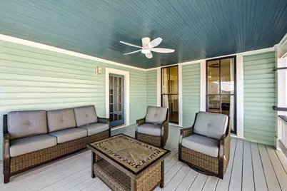 2207 Bernardo De Galvez, Galveston, TX 77550 - Photo 41