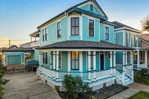 2207 Bernardo De Galvez, Galveston, TX 77550 - Photo 47