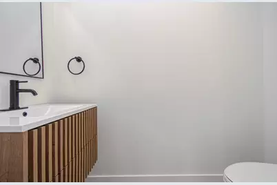 1308 Tarley Street #A, Houston, TX 77009 - Photo 9