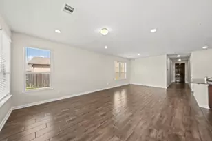 8908 Bear Mountain Ct, Magnolia, TX 77354 - Photo 5