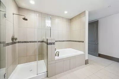 9870 Gaylord Drive #518, Houston, TX 77024 - Photo 13