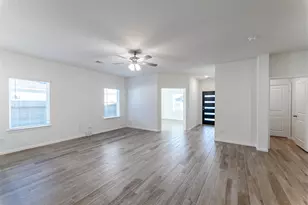 10638 Altitude Wy, Conroe, TX 77303 - Photo 9