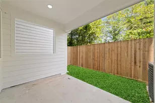 810 Elkhart St, Houston, TX 77091 - Photo 39