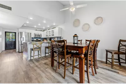 319 Venture Boulevard S, Point Venture, TX 78645 - Photo 7