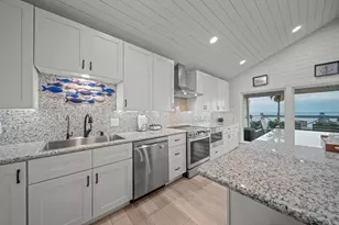 1407 John St, Dickinson, TX 77539 - Photo 11