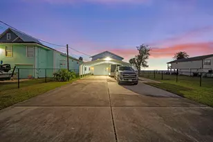 1407 John St, Dickinson, TX 77539 - Photo 27