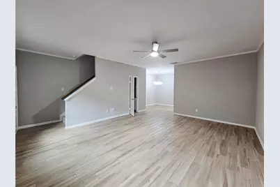 9800 Pagewood Lane #3006, Houston, TX 77042 - Photo 7