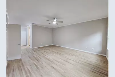 9800 Pagewood Lane #3006, Houston, TX 77042 - Photo 5