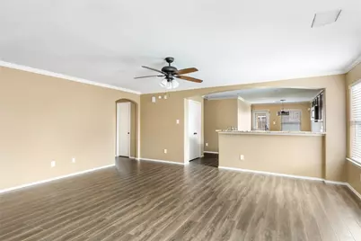 9415 Shaded Pines Drive, Humble, TX 77396 - Photo 9