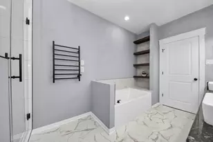 2908 Holly Hall St, Houston, TX 77054 - Photo 9