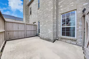 2908 Holly Hall St, Houston, TX 77054 - Photo 7