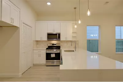 957 Ringold Street, Houston, TX 77088 - Photo 9