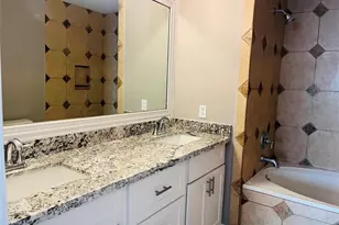 10510 Linsley Lane, Houston, TX 77034 - Photo 5