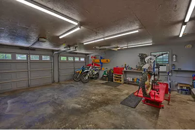 1026 Atchison Street, Sealy, TX 77474 - Photo 31