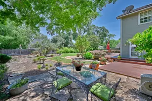 1026 Atchison St, Sealy, TX 77474 - Photo 7