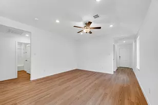 3529 Longhorn Vly St, League City, TX 77511 - Photo 13