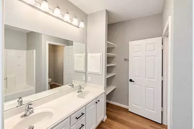 594 Sycamore Drive, Conroe, TX 77302 - Photo 11
