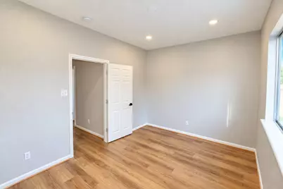 594 Sycamore Drive, Conroe, TX 77302 - Photo 9