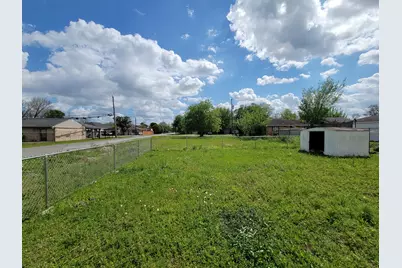 4538 Clover Street, Houston, TX 77051 - Photo 35