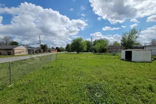 4538 Clover St, Houston, TX 77051 - Photo 35