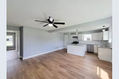 4538 Clover Street, Houston, TX 77051 - Photo 9