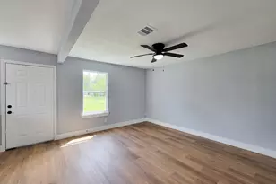 4538 Clover St, Houston, TX 77051 - Photo 17