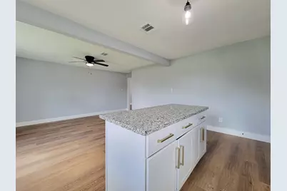 4538 Clover Street, Houston, TX 77051 - Photo 15