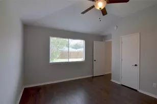 28926 Sedgefield St, Spring, TX 77386 - Photo 5