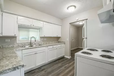 319 Rustic Drive, Pasadena, TX 77502 - Photo 15