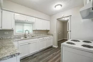 319 Rustic Dr, Pasadena, TX 77502 - Photo 15