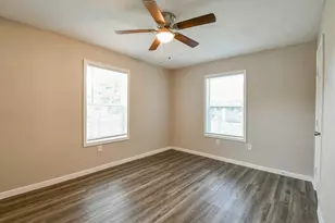319 Rustic Dr, Pasadena, TX 77502 - Photo 21