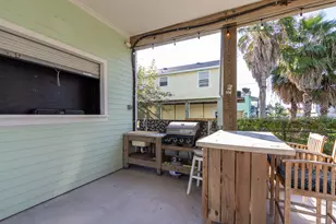 4030 Panola Dr, Galveston, TX 77554 - Photo 13