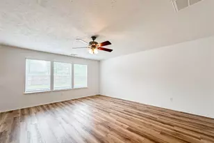 11 Orion Star Ct, The Woodlands, TX 77382 - Photo 9