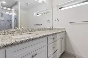 6022 Beaudry Dr, Houston, TX 77035 - Photo 15