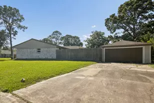 6022 Beaudry Dr, Houston, TX 77035 - Photo 3