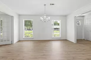 6022 Beaudry Dr, Houston, TX 77035 - Photo 5
