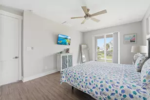4003 Elissa Ct, Galveston, TX 77554 - Photo 21