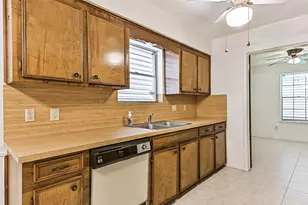 1426 Scott St, La Marque, TX 77568 - Photo 17