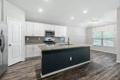 135 Courageous Side Way, Magnolia, TX 77354 - Photo 11
