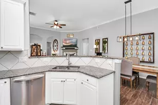 8624 Sunset Loch Dr, Spring, TX 77379 - Photo 11