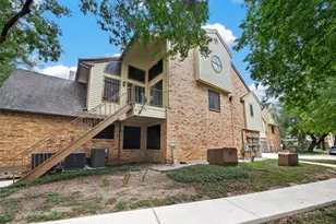2425 Holly Hall St, Houston, TX 77054 - Photo 3