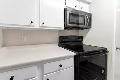 1100 Augusta Drive #64, Houston, TX 77057 - Photo 9